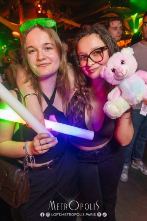 20260227-we-glow-050