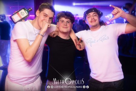 20260320-girls-girls-girls-016