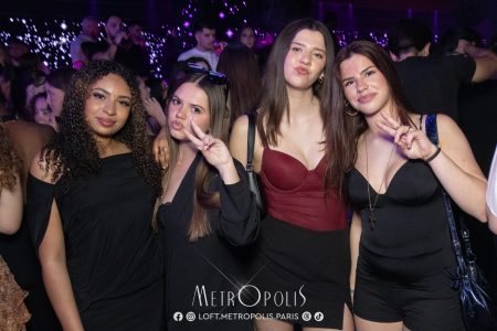 20260417-girls-girls-girls-022