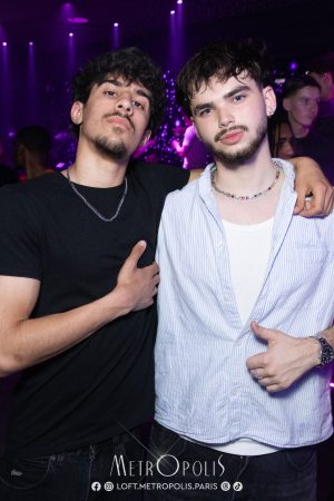 20260417-girls-girls-girls-023