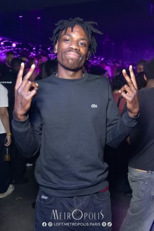 20260417-girls-girls-girls-026