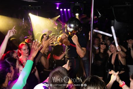 20260417-girls-girls-girls-031