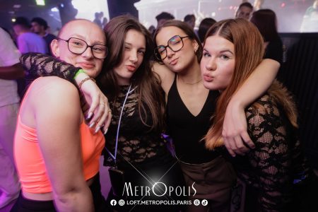 20260424-we-glow-031